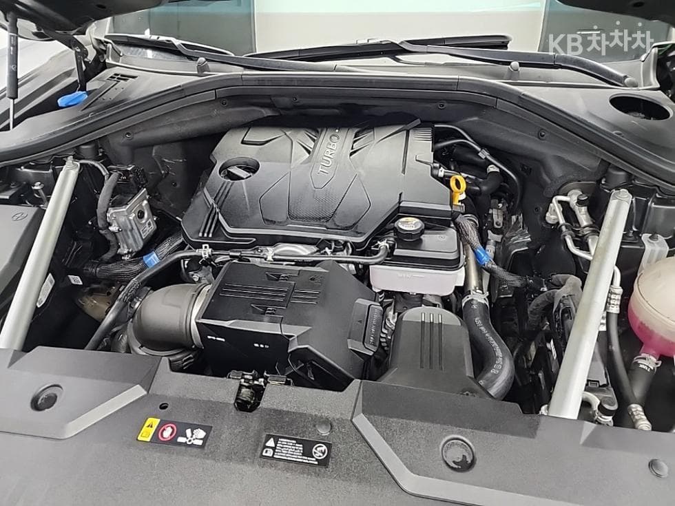 Genesis GV70Gasoline 2.5T AWD - 5