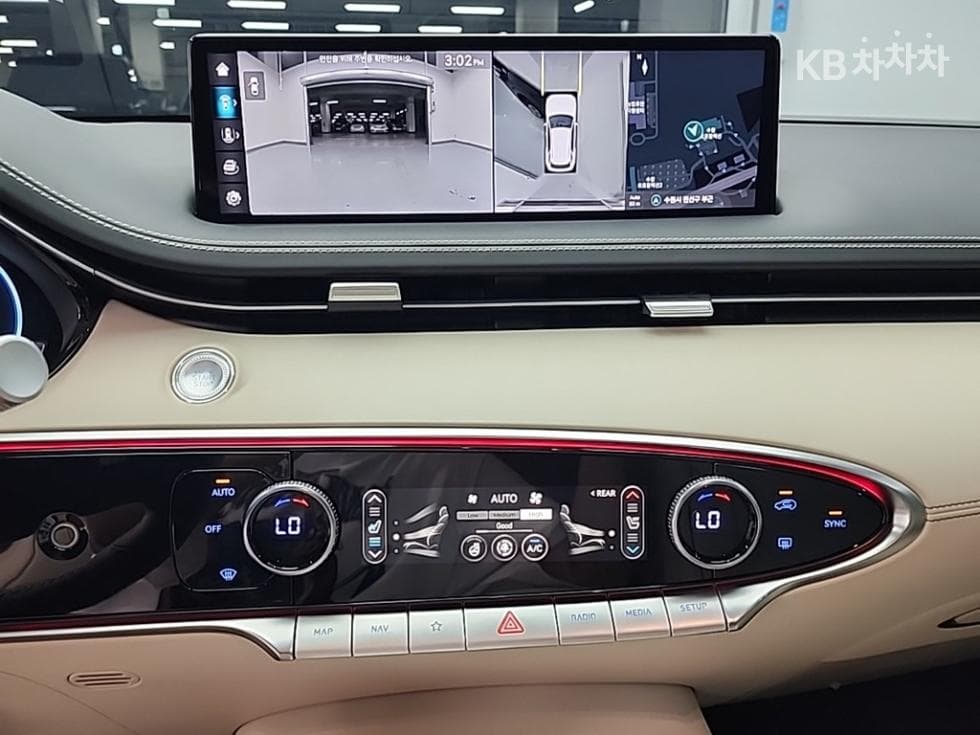 Genesis GV70Gasoline 2.5T AWD - 10