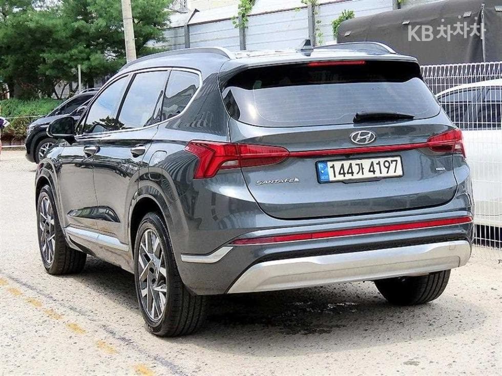 Hyundai The New (facelift) Santa Fe TMGasoline 2.5T 4WD Calligraphy - 3