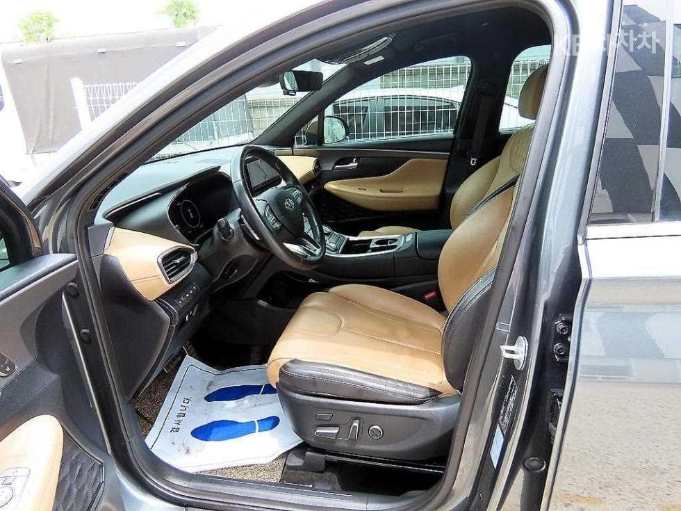 Hyundai The New (facelift) Santa Fe TMGasoline 2.5T 4WD Calligraphy - 5