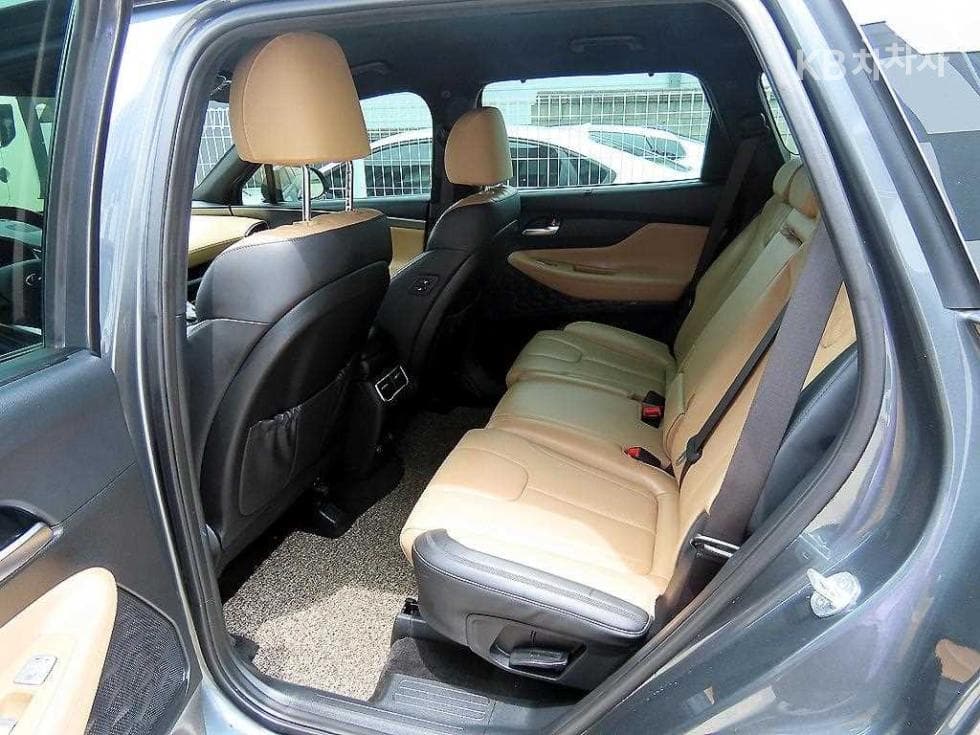 Hyundai The New (facelift) Santa Fe TMGasoline 2.5T 4WD Calligraphy - 6