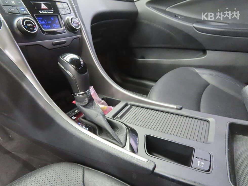 Hyundai Sonata 더 브릴리언트CVVL Smart - 11