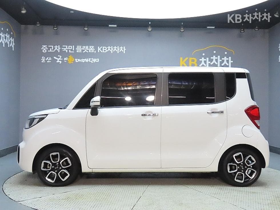 Kia The New (facelift) Ray (van)1.0 Gasoline Signature - 5