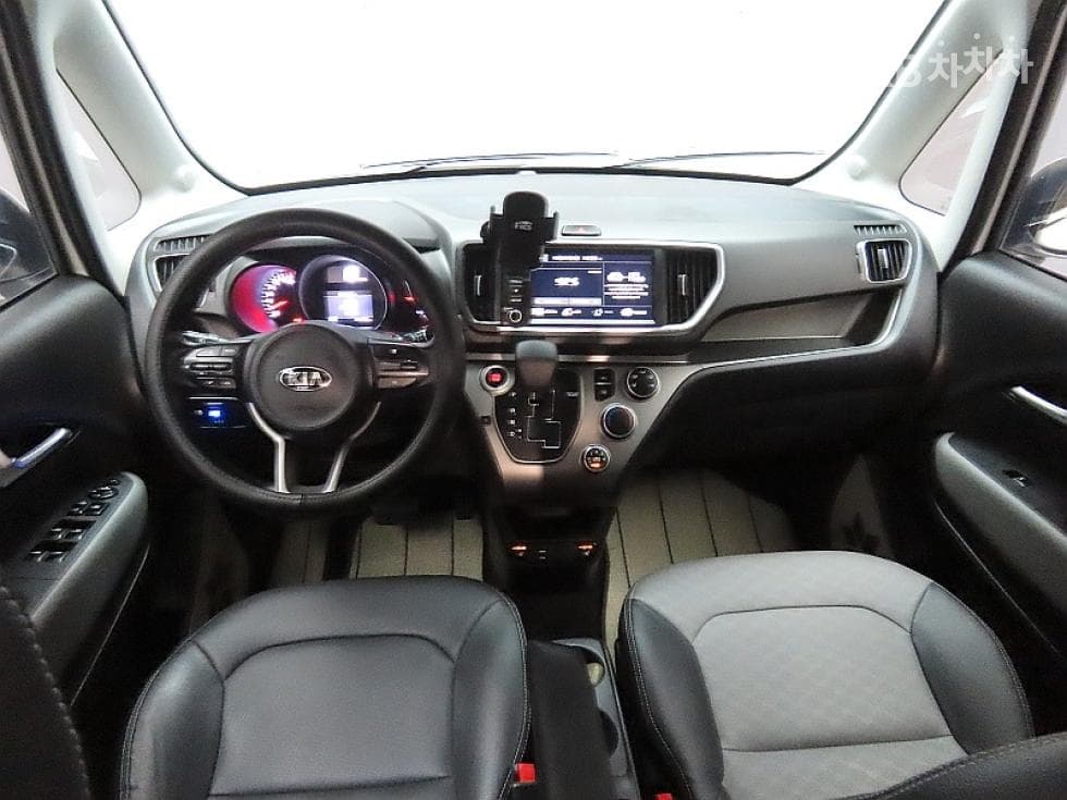 Kia The New (facelift) Ray (van)1.0 Gasoline Signature - 6