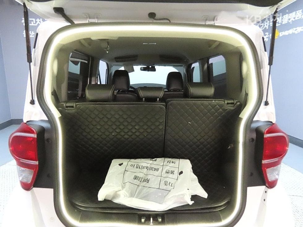 Kia The New (facelift) Ray (van)1.0 Gasoline Signature - 19