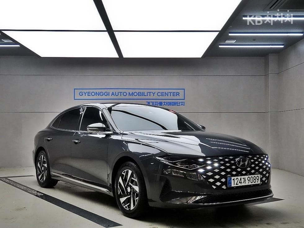 Хюндай The New (фейслифт) Grandeur (Azera) Хибрид 2.4 Le Blanc - Image 1