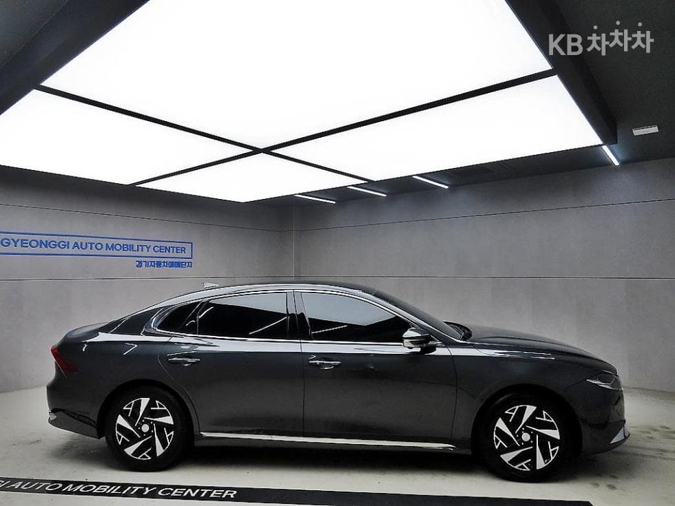 Hyundai The New (facelift) Grandeur (Azera) Hybrid2.4 Le Blanc - 2