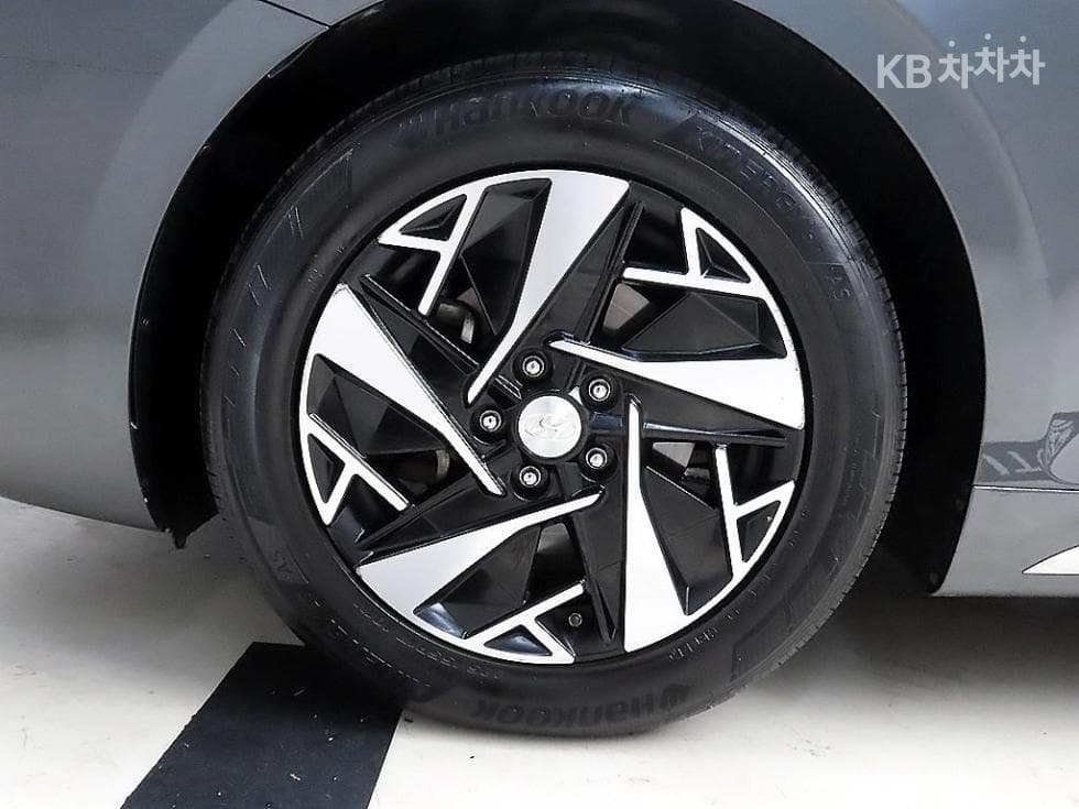 Hyundai The New (facelift) Grandeur (Azera) Hybrid2.4 Le Blanc - 19