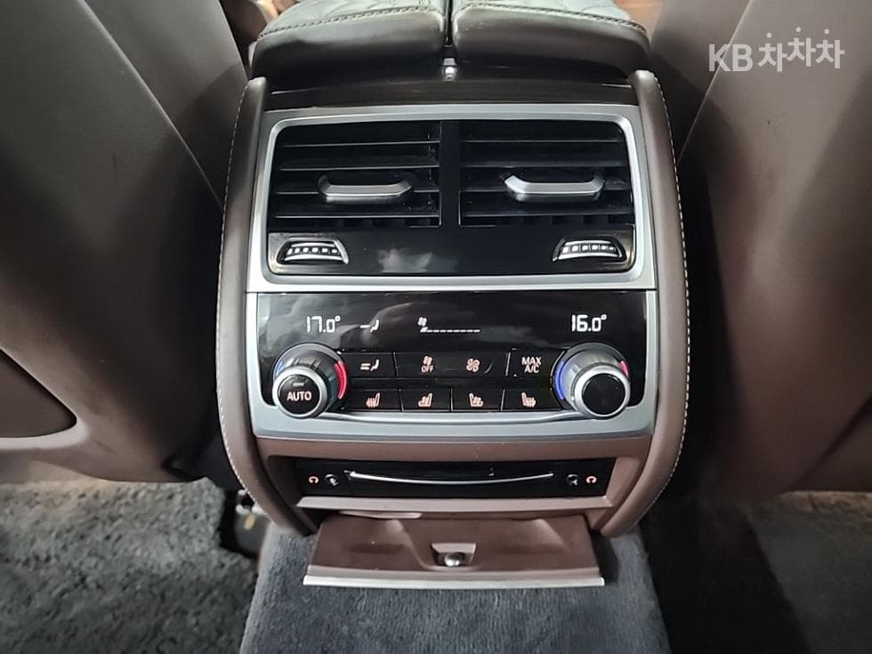 BMW 7시리즈 (G11)740Li xDrive Design Pure Excellence - 13