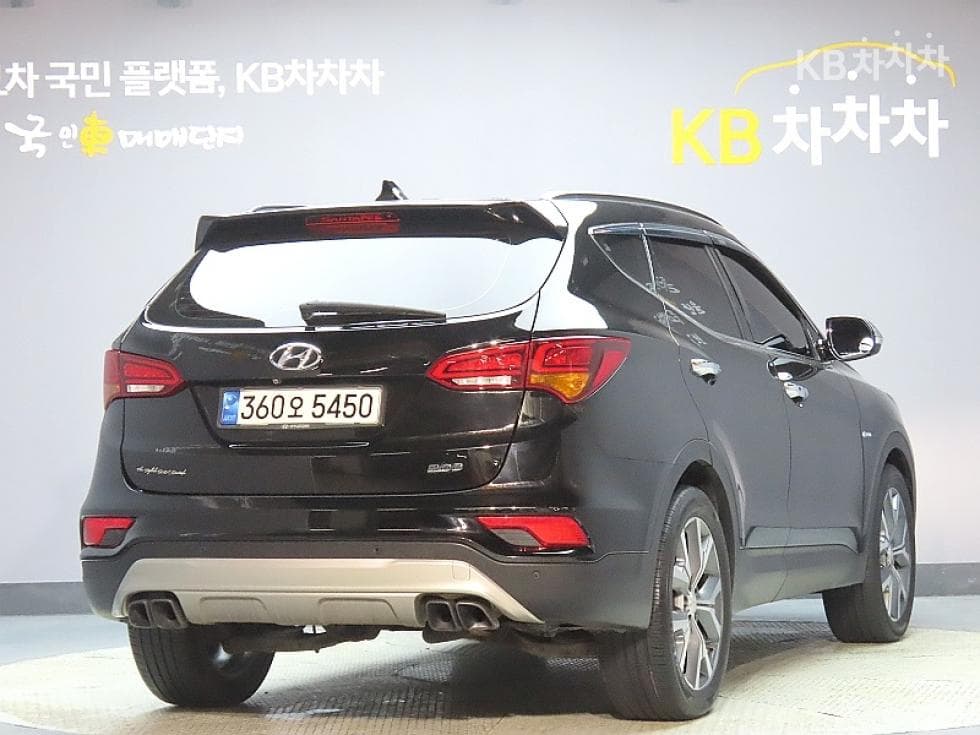Hyundai Santa Fe The PrimeDiesel Hyundai R-engine 2.0 diesel 2WD 5-seater 1 million Standard - 2