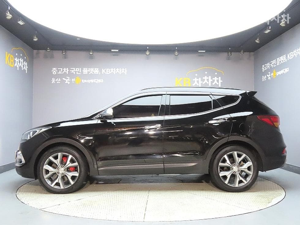 Hyundai Santa Fe The PrimeDiesel Hyundai R-engine 2.0 diesel 2WD 5-seater 1 million Standard - 5