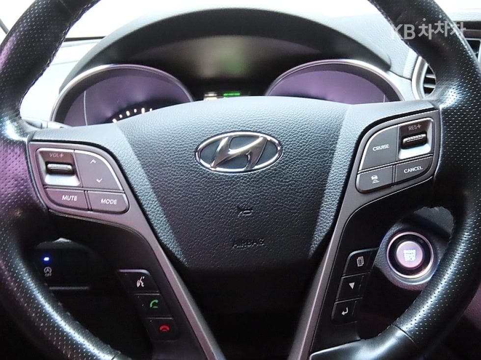 Hyundai Santa Fe The PrimeDiesel Hyundai R-engine 2.0 diesel 2WD 5-seater 1 million Standard - 17