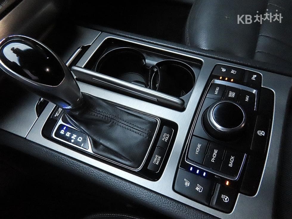 Hyundai GenesisDHG330 Premium - 9