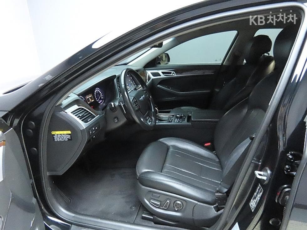 Hyundai GenesisDHG330 Premium - 10
