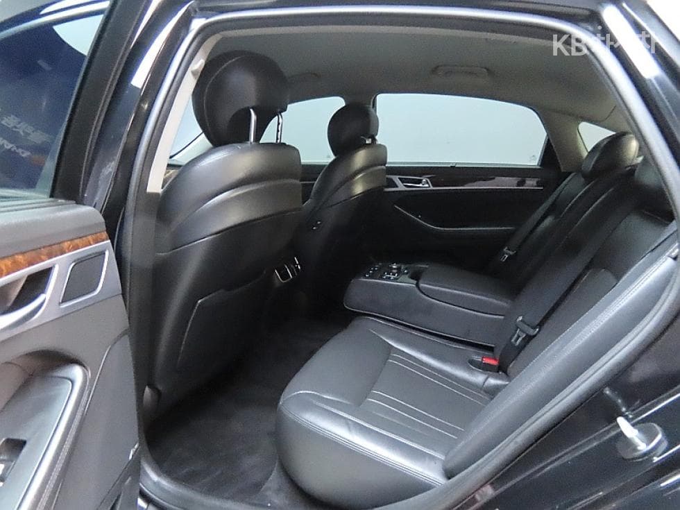Hyundai GenesisDHG330 Premium - 11