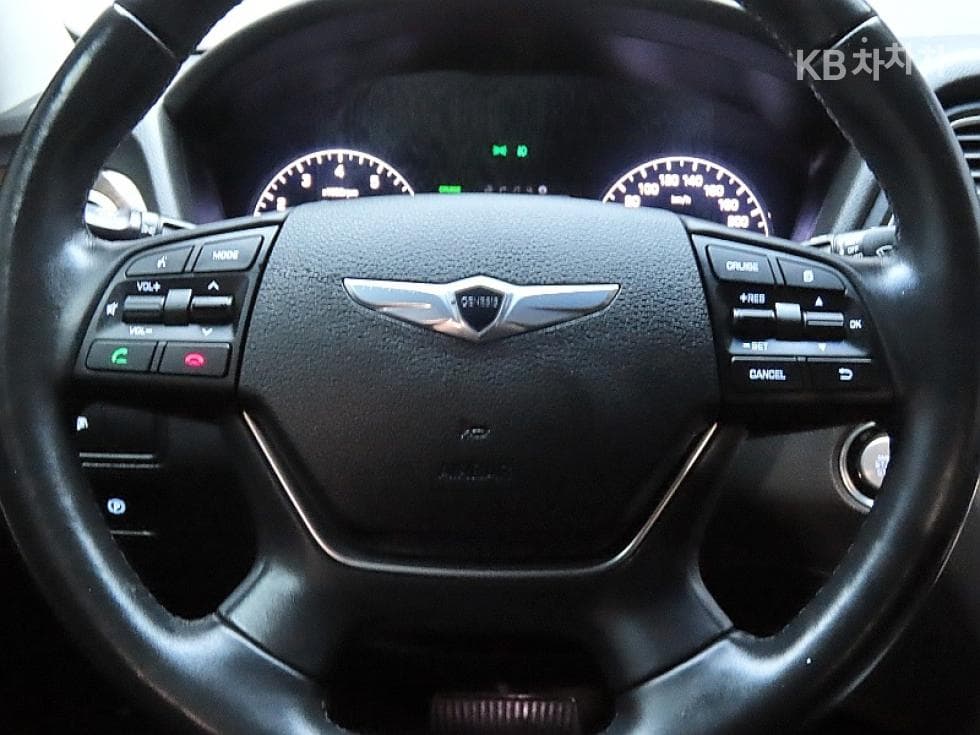 Hyundai GenesisDHG330 Premium - 17