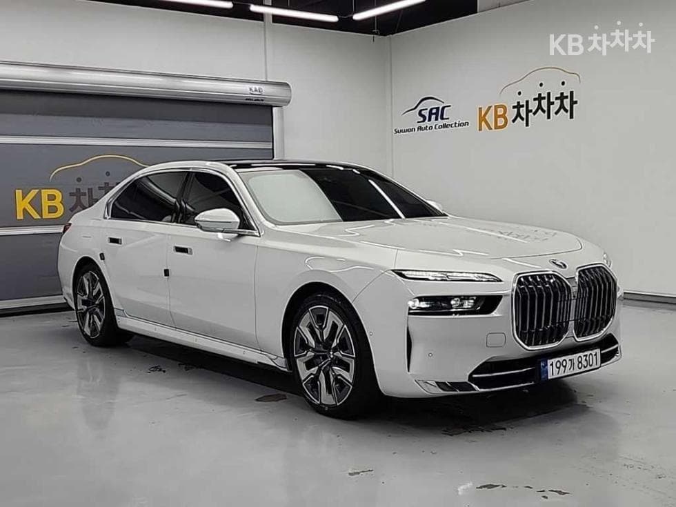 BMW 7시리즈(G70)750e xDrive DPE Executive - 4