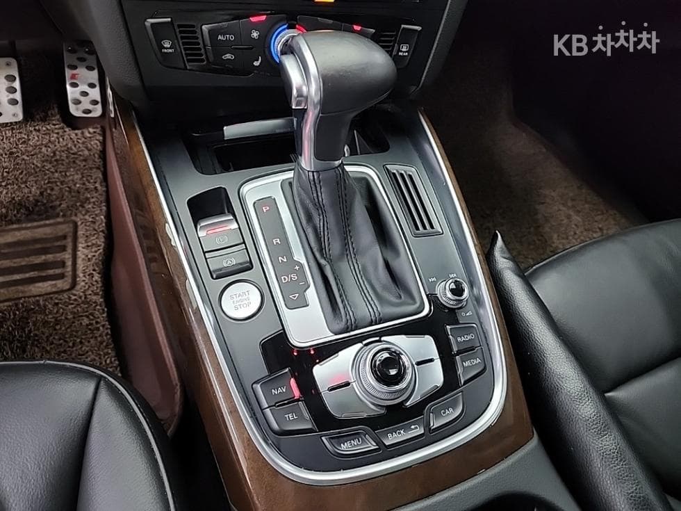 Audi Q535 Turbo Diesel Injection 콰트로 Dynamic 8R - 8