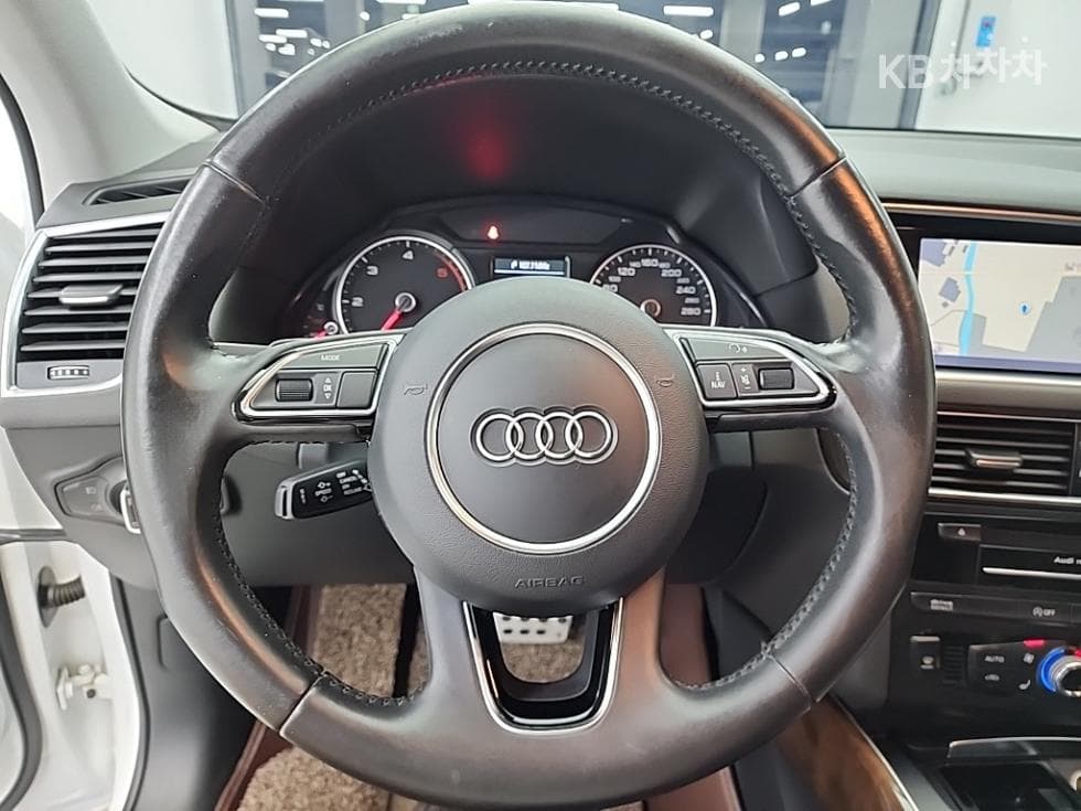 Audi Q535 Turbo Diesel Injection 콰트로 Dynamic 8R - 9