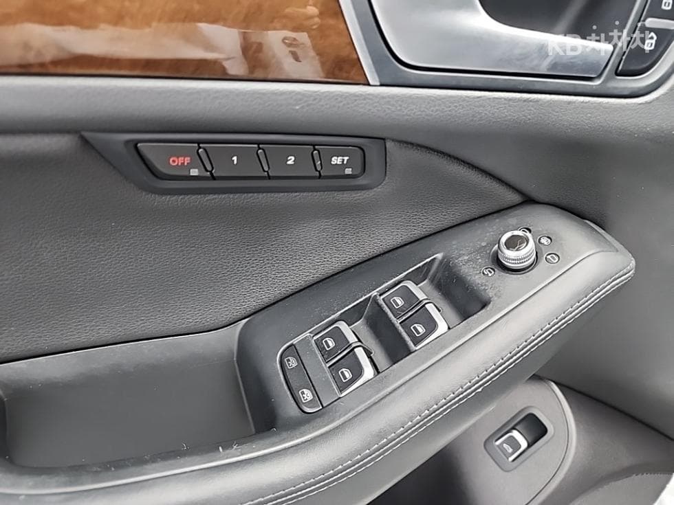 Audi Q535 Turbo Diesel Injection 콰트로 Dynamic 8R - 18