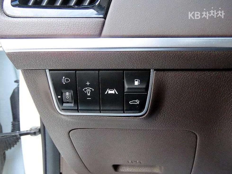 Киа Stinger Майстор2.5L бензин Турбо 4x4 Masters - 12