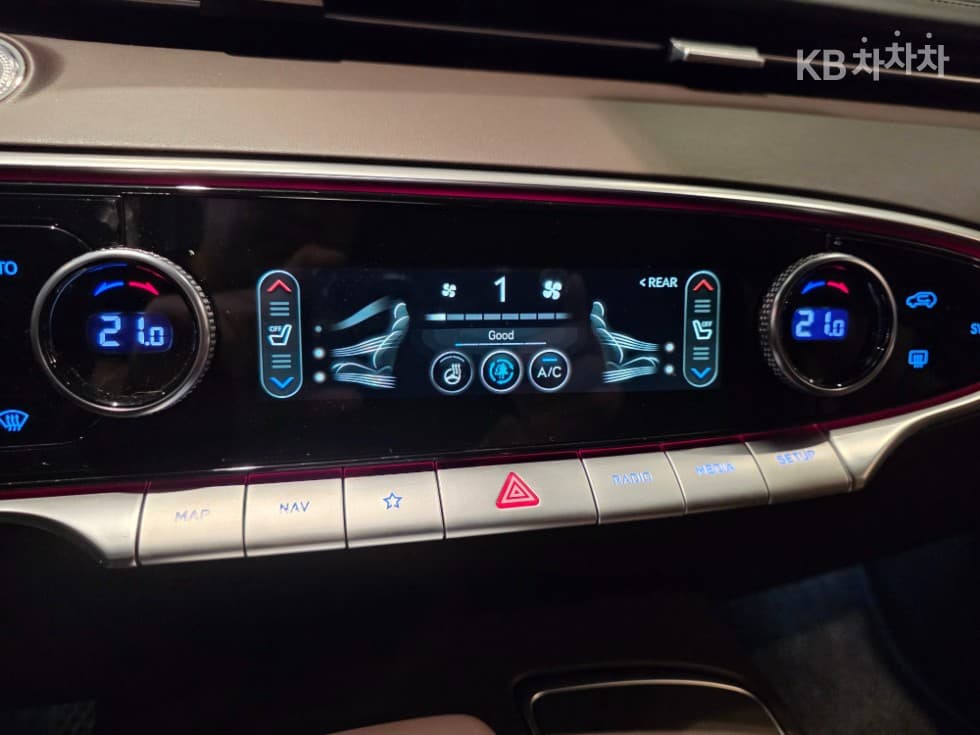 Дженезис GV70Бензин 2.5T 2WD - 18