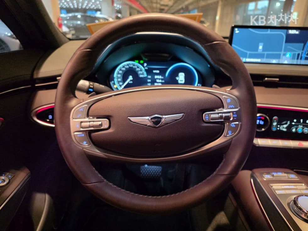 Дженезис GV70Бензин 2.5T 2WD - 15