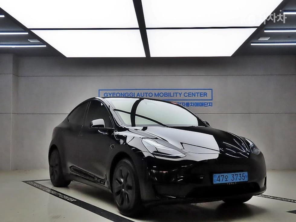 테슬라 Model Y RWD Стандартен - Image 1