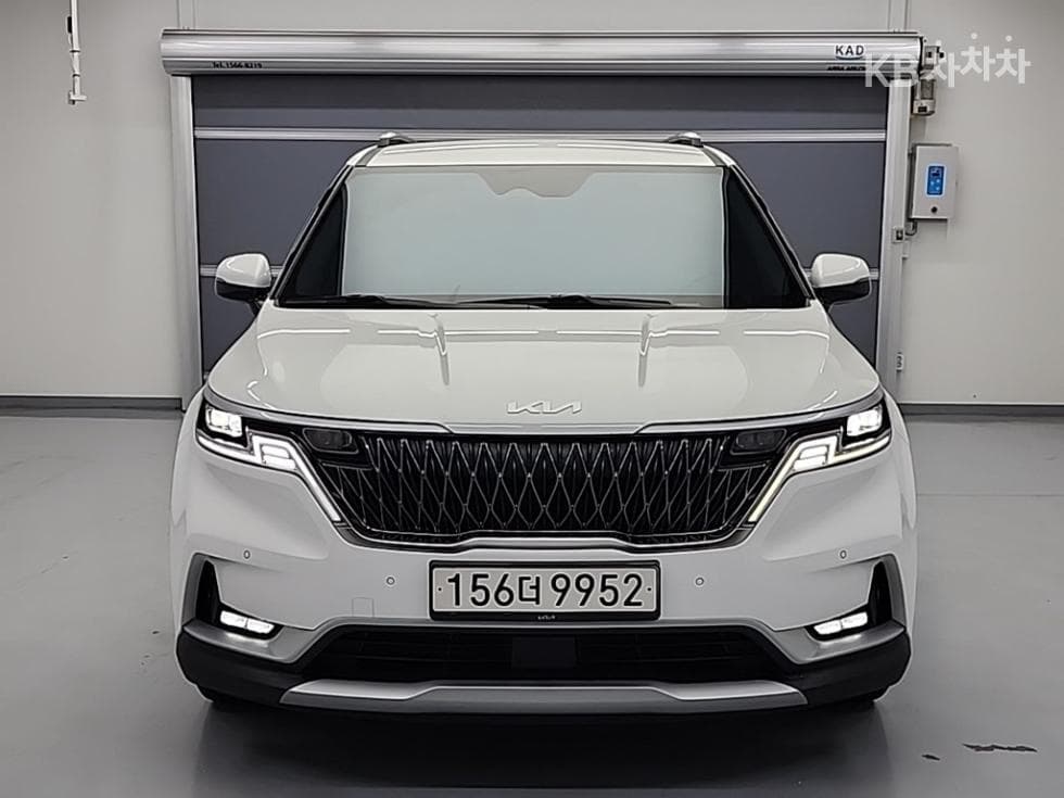 Kia Carnival 4th generationD2.2 9-seater Prestige - 2