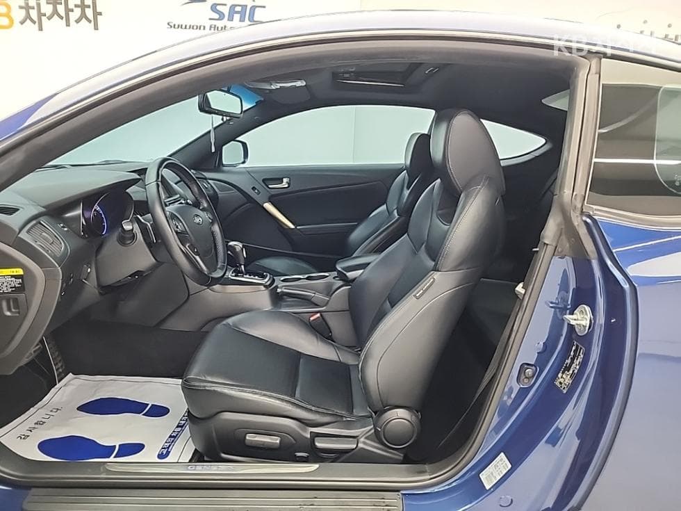 Hyundai Genesis Coupe380 GT-R - 11