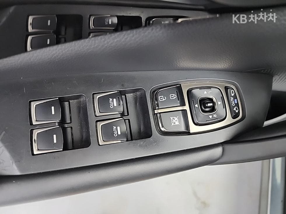 Хюндай Grandeur (Azera)HGHG300 Exclusive - 19