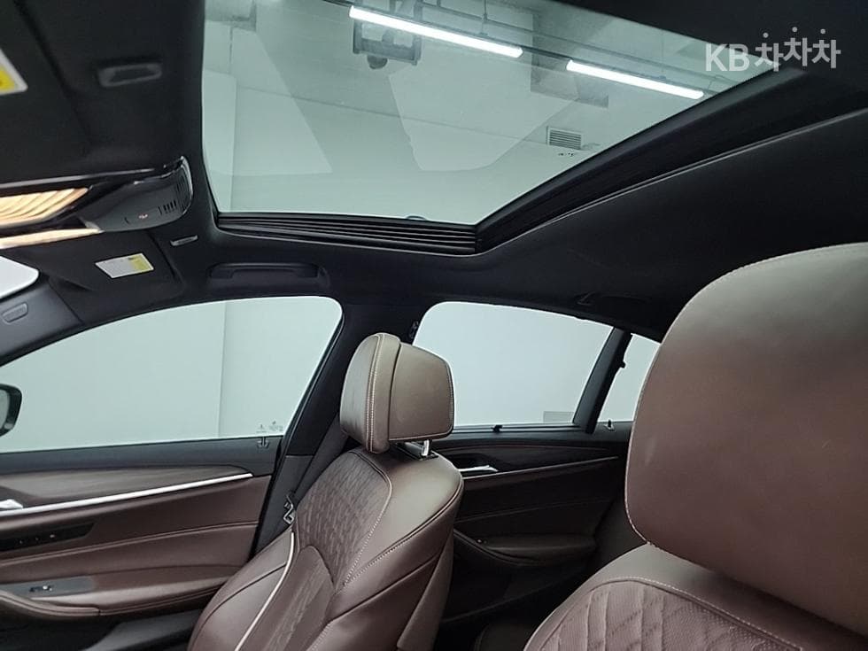 BMW 올New5 Series (G30)530i xDrive M Sport Plus - 14