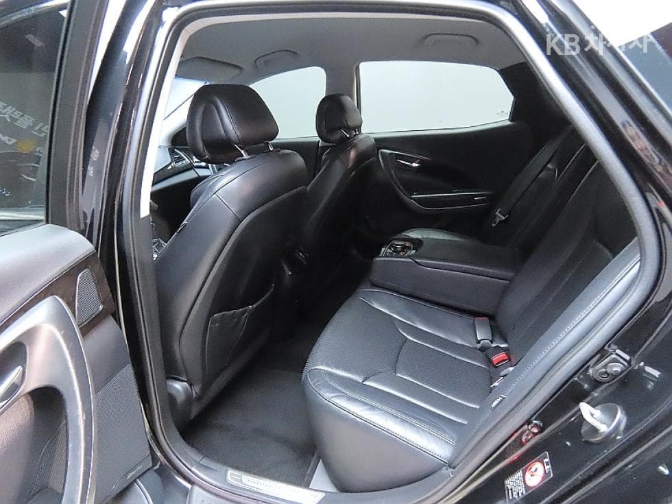 Hyundai Grandeur (Azera)HGHG300 프라임 - 11