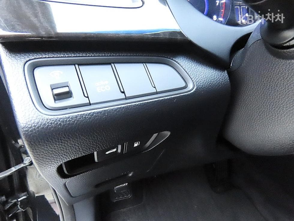 Hyundai Grandeur (Azera)HGHG300 프라임 - 12