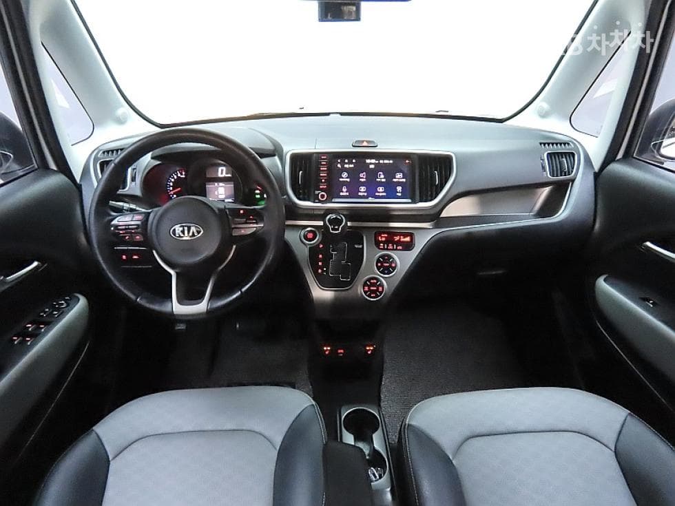Kia The New (facelift) Ray (van)1.0 Gasoline Signature - 6