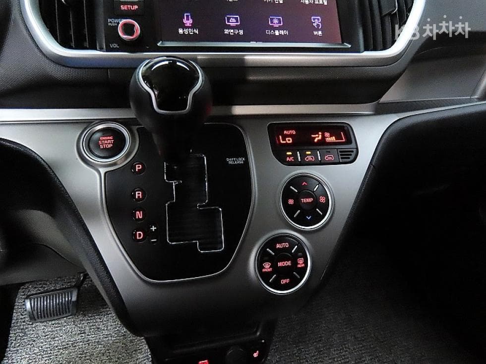 Kia The New (facelift) Ray (van)1.0 Gasoline Signature - 9