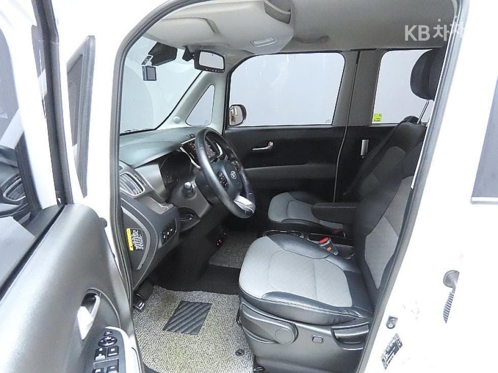 Kia The New (facelift) Ray (van)1.0 Gasoline Signature - 10