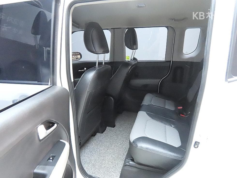 Kia The New (facelift) Ray (van)1.0 Gasoline Signature - 11