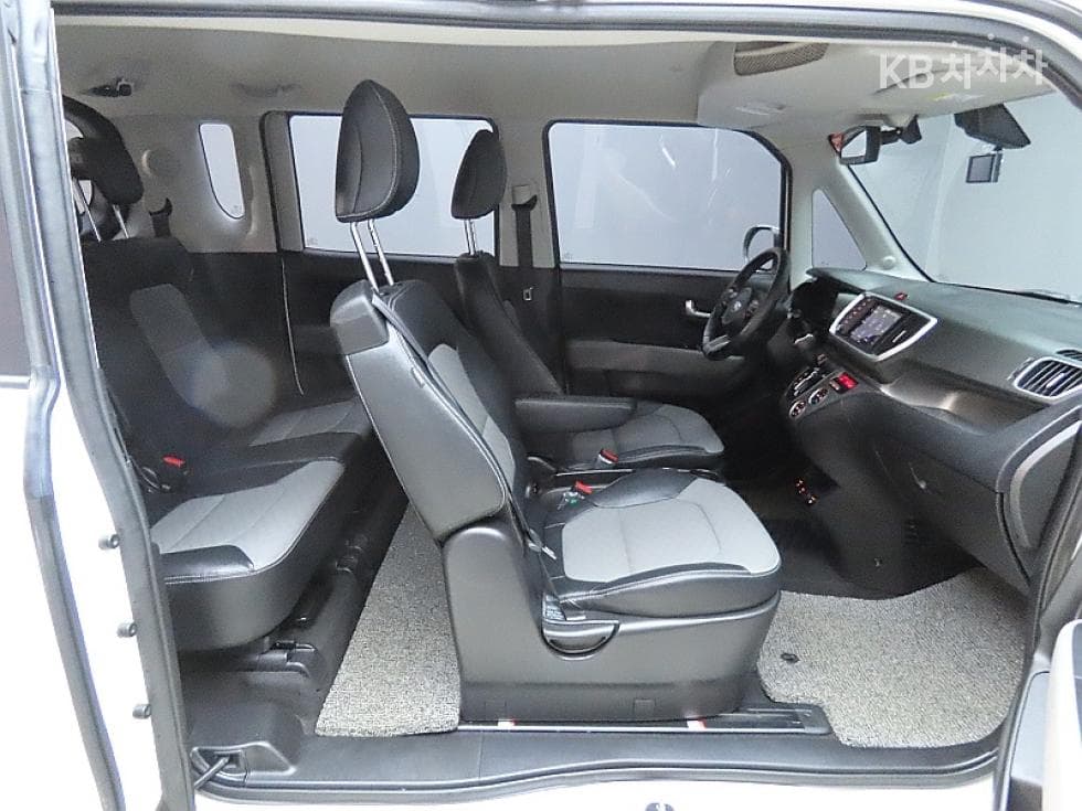 Kia The New (facelift) Ray (van)1.0 Gasoline Signature - 12