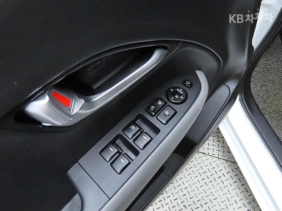 Kia The New (facelift) Ray (van)1.0 Gasoline Signature - 14
