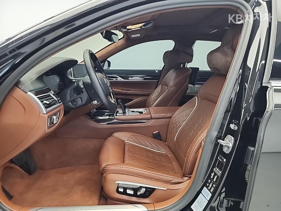 BMW 7시리즈 (G11)M760Li xDrive V12 Excellence - 11