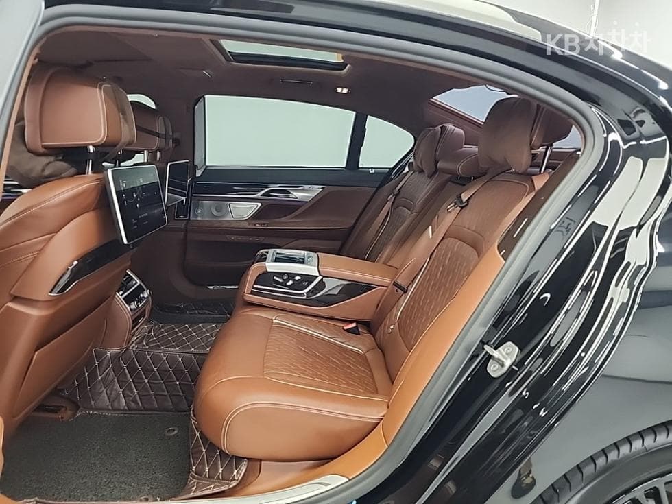 BMW 7시리즈 (G11)M760Li xDrive V12 Excellence - 12