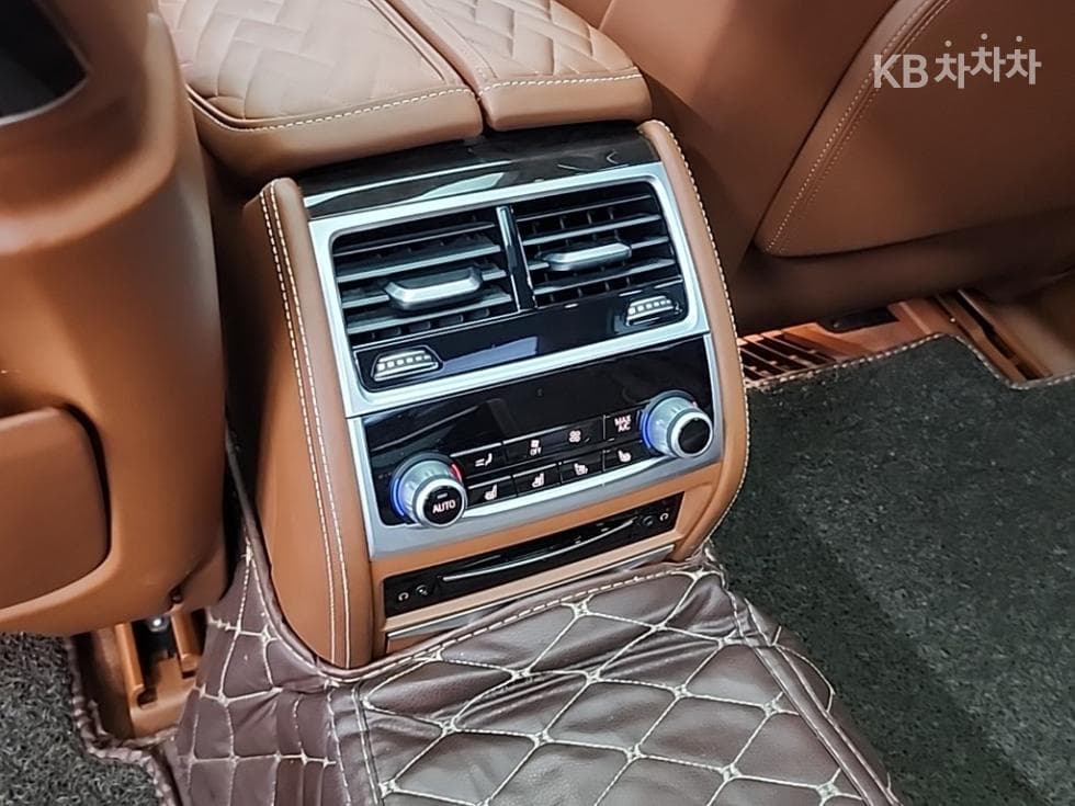 BMW 7시리즈 (G11)M760Li xDrive V12 Excellence - 13