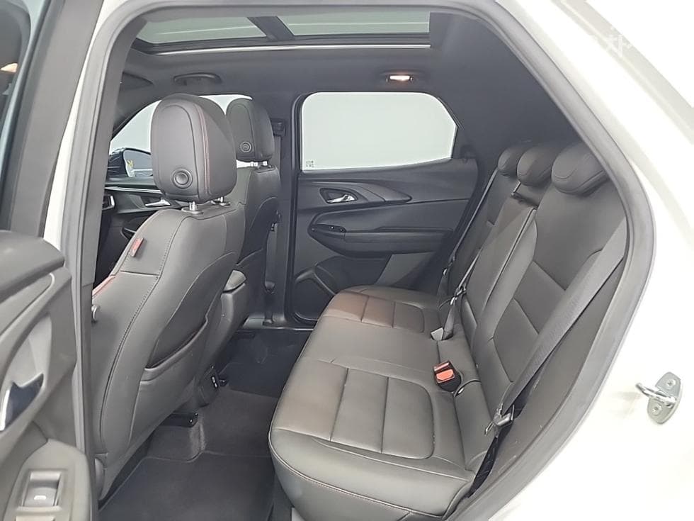 Джи Ем Корея Trailblazer1.35 Бензин AWD RS - 12