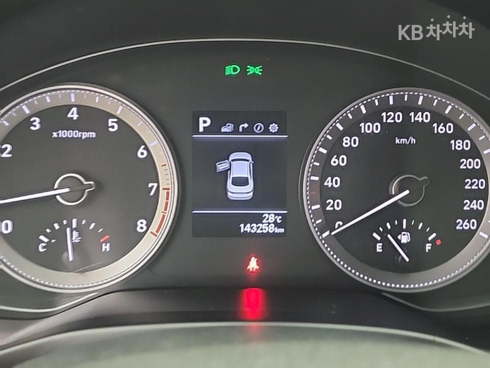Hyundai Grandeur (Azera)IGRental car 3.0 LPi Modern Standard - 6