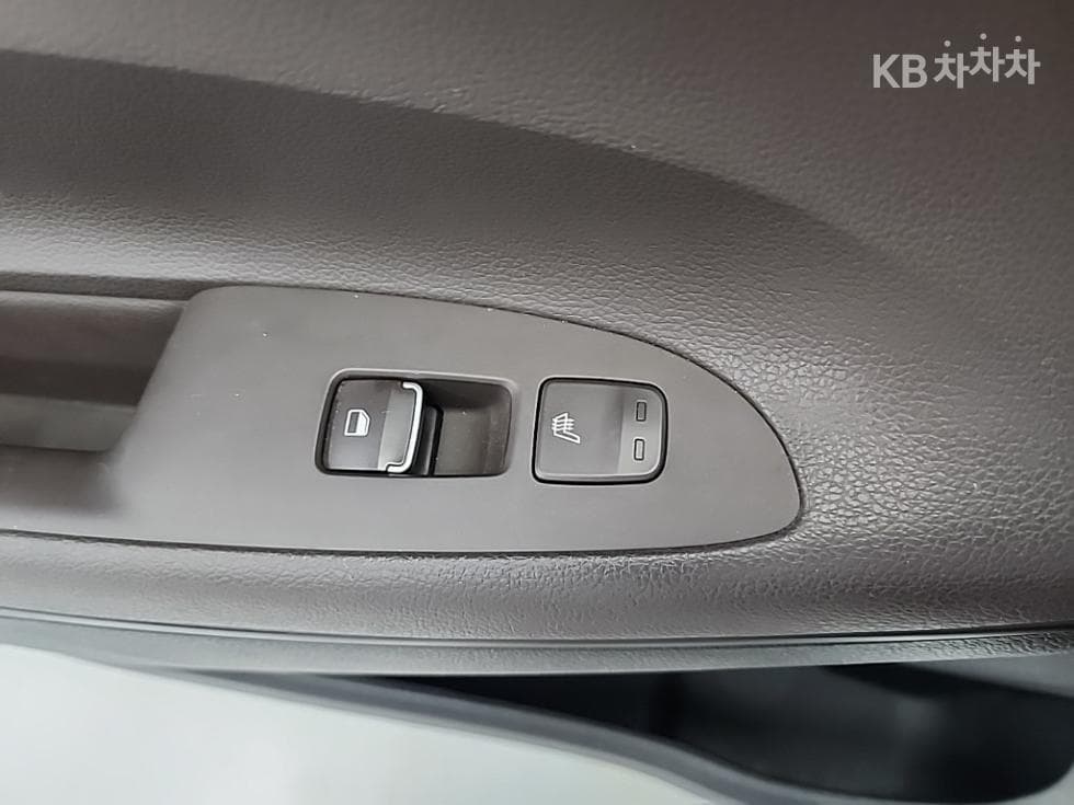 Hyundai Grandeur (Azera)IGRental car 3.0 LPi Modern Standard - 14