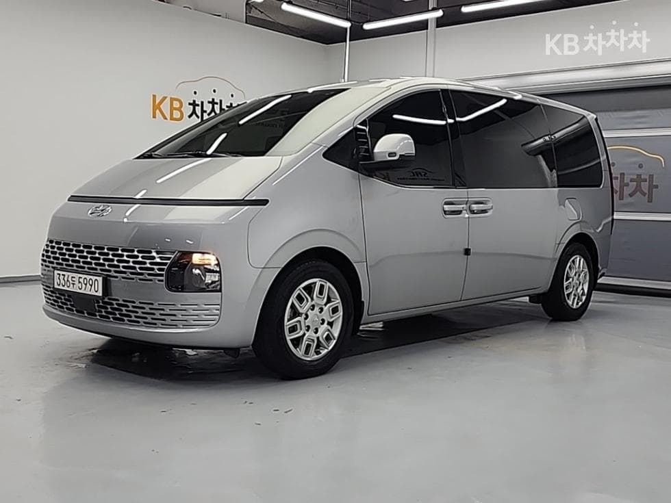 Хюндай Staria 2.2 Турер 9 AWD Modern - Image 1