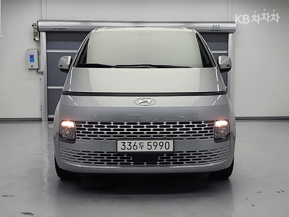 Хюндай Staria2.2 Турер 9 AWD Modern - 2