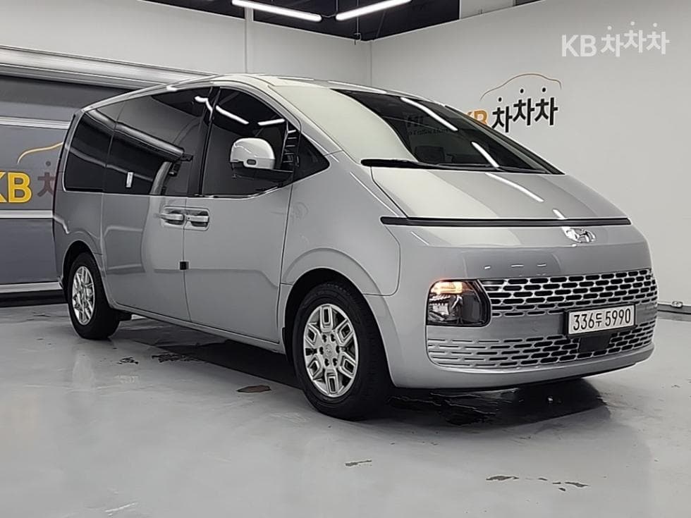 Хюндай Staria2.2 Турер 9 AWD Modern - 4