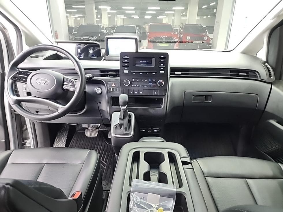 Хюндай Staria2.2 Турер 9 AWD Modern - 7